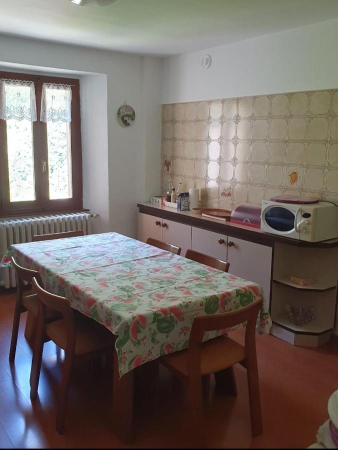Вилла La Casa Rosa Sernio Экстерьер фото